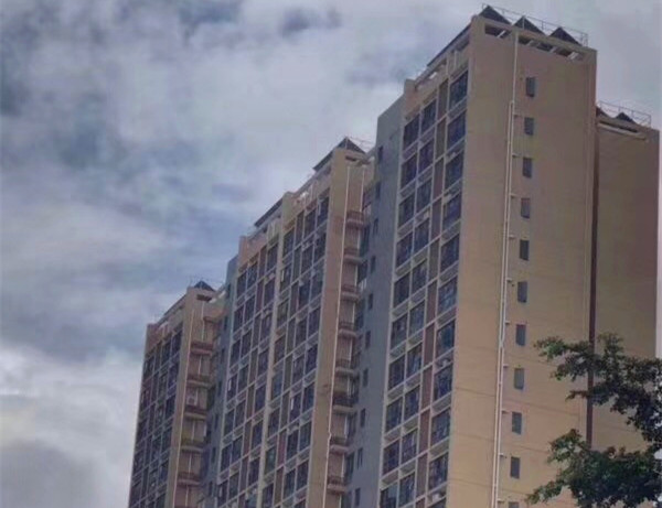 布吉沙湾汽车站《沙湾花园》6栋大型村委统建楼，村委盖章签合同