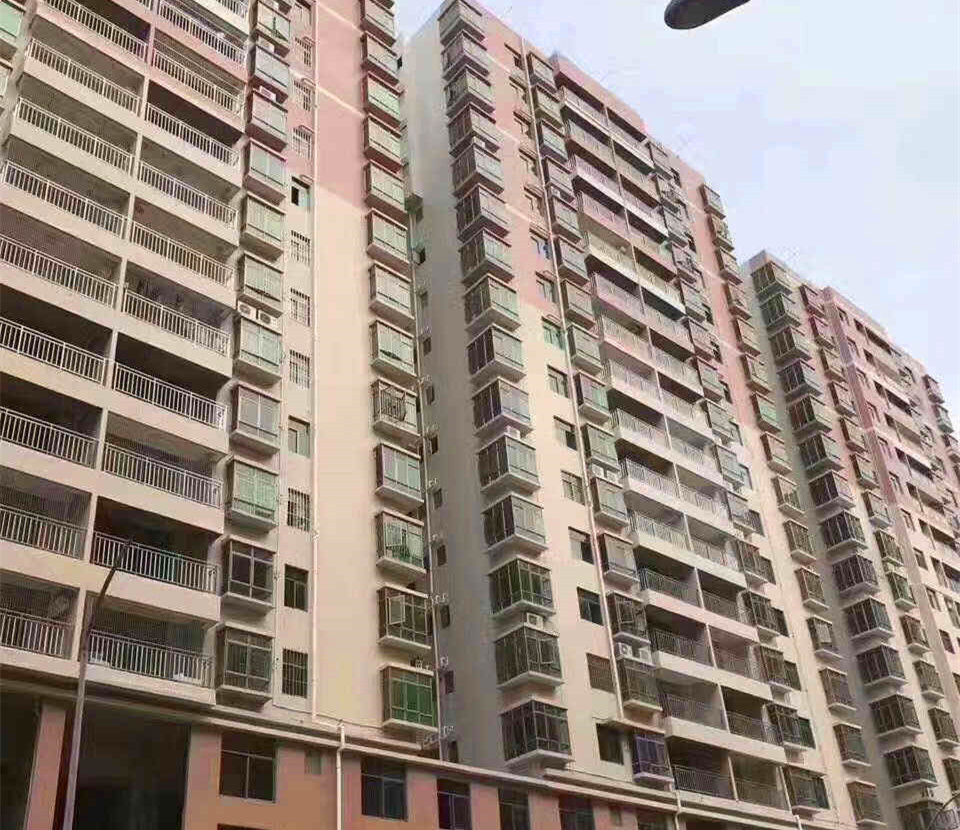 东莞长安西站轻轨口小产权房《御龙花园》10栋大型统建楼，带空中花园可分期5年