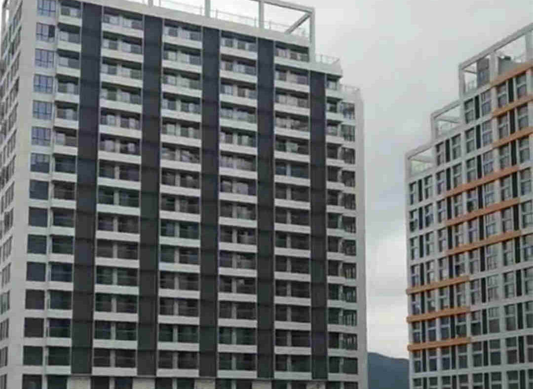 盐田小产权房《东部铭城》3栋大型花园社区，精装修出售，分期10年