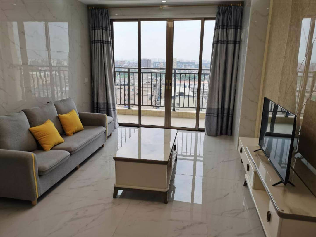 东莞石排东江边《东江御景湾》精装小产权房，家私家电齐全，分期5年