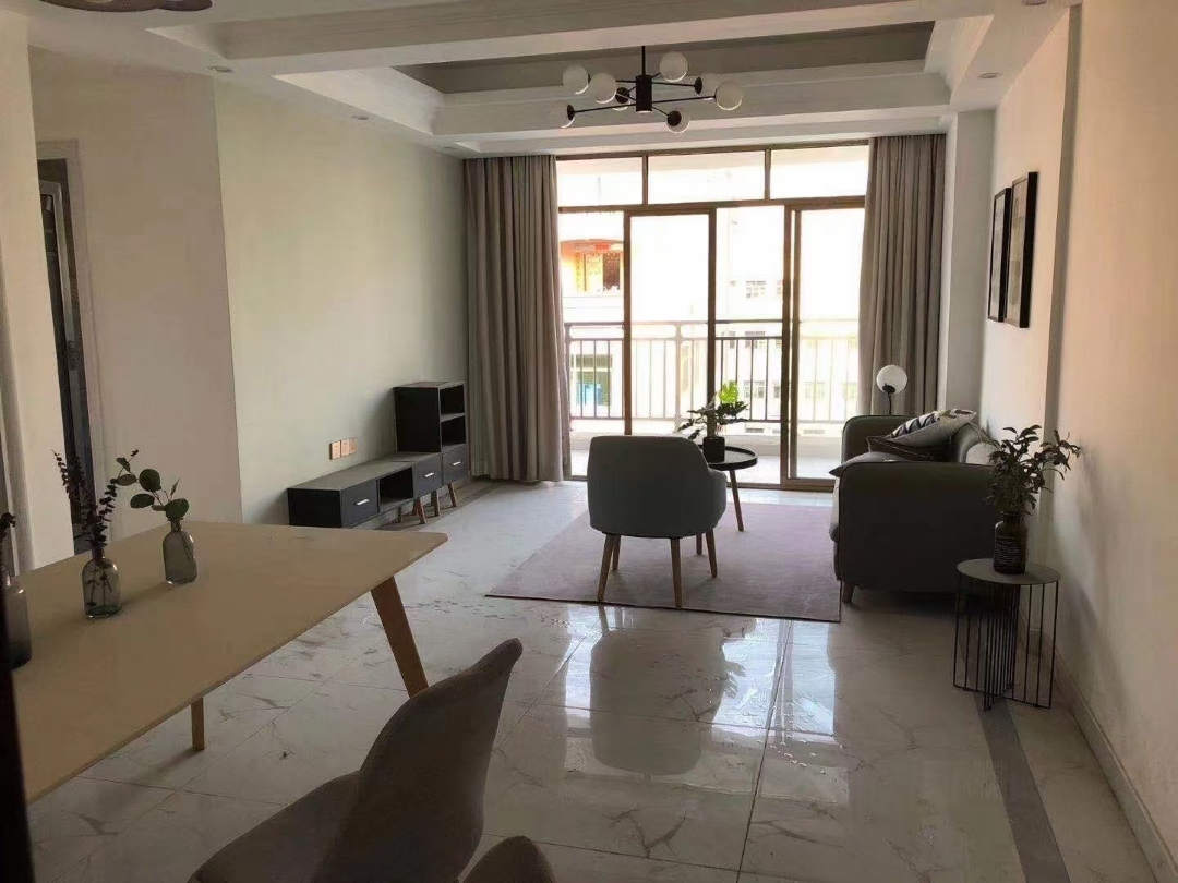 东莞厚街寮厦统建楼《厚街名苑》马路第一排 地铁口公园里 马路旁学区房