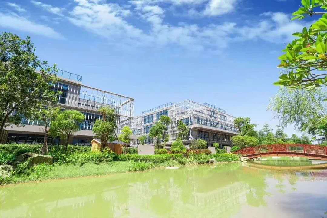 东莞南城大型花园统建楼《南开U创谷》精装修出售，分期8年，带反租