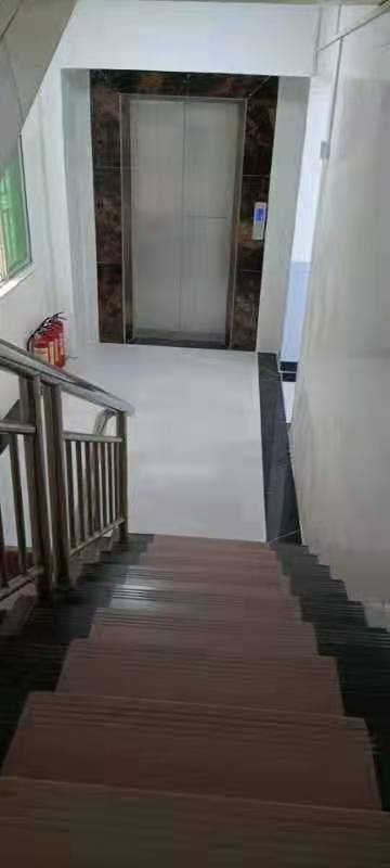 f1a9ad1bf646f1b7f30e5d9eb25e9fc