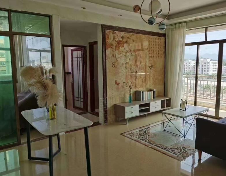 长安厦边轻轨站680米楼盘《畔山佳园》户户发绿本，证件齐全，分期5年