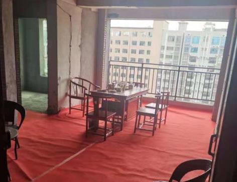 东莞大岭山地铁口最近的楼盘《栈前一号》小产权房出售，旁边就是大岭山体育公园，楼盘规模三栋