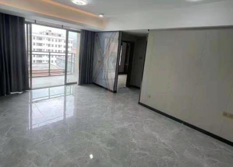 东莞大岭山大岭村小产权房《美居华府》精装修交房，户户大阳台和飘窗，均价5000元起