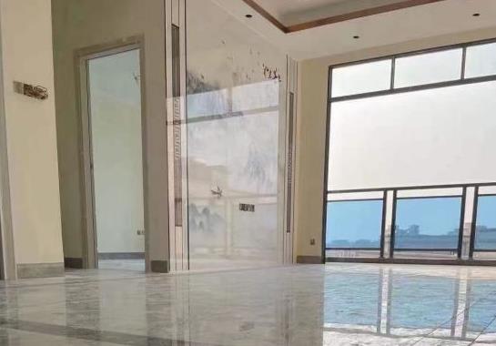 东莞厚街中心小学旁《湾际一品》70年产权，均价6800元 车位充足 分期5年