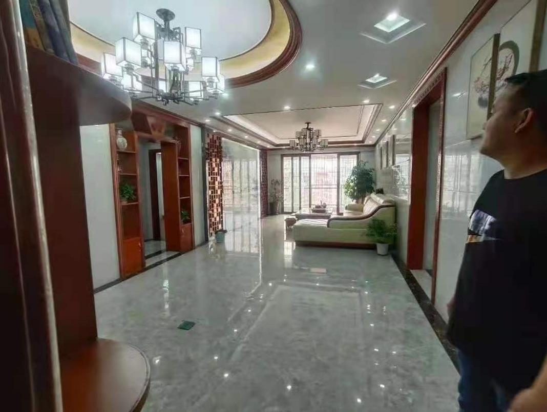 东莞凤岗体育馆旁《凤雅阁》小产权房楼盘 使用率90% 70年产权 均价9000元