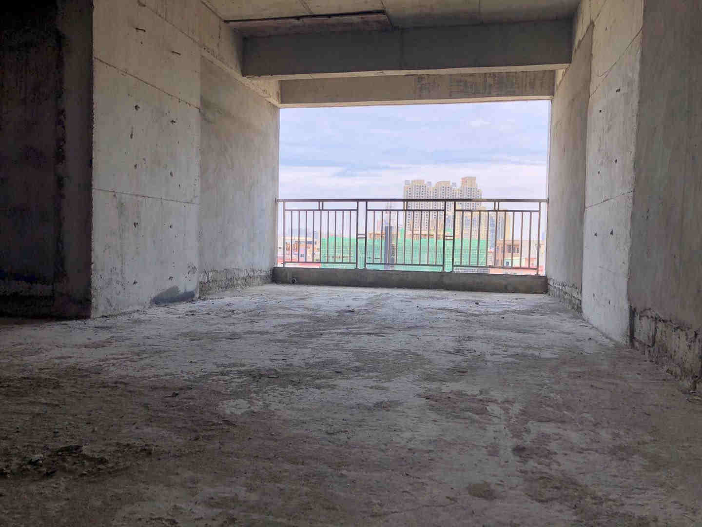 东莞大朗蔡边小产权房《松湖阳光雅苑》三房39.8万不分楼层和朝向任选！