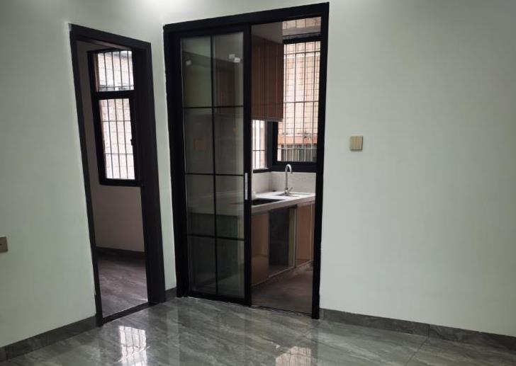 宝安石岩13号线应人石地铁口《嘉年华》精装修电梯小产权房 停车方便 总价59.8万起