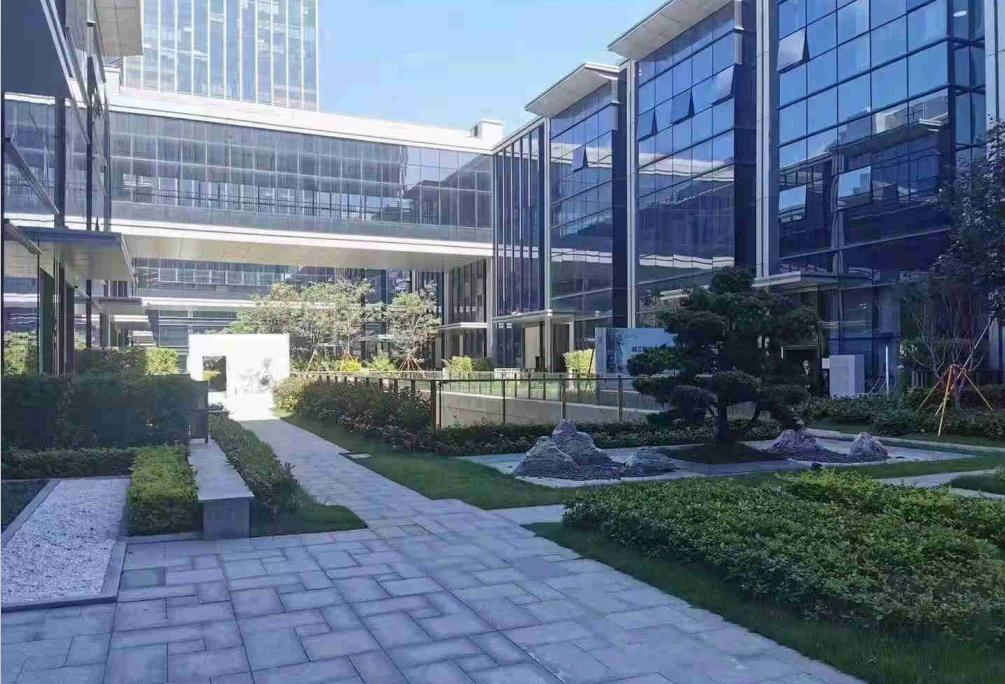 深圳平湖复式花园房《壹号公馆》低密生态小区，精装修出售，首付30万起