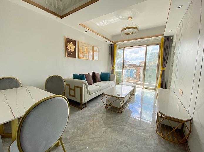 宝安石岩上屋小产权房《上屋天玺》精装修原始户型，可分期5年