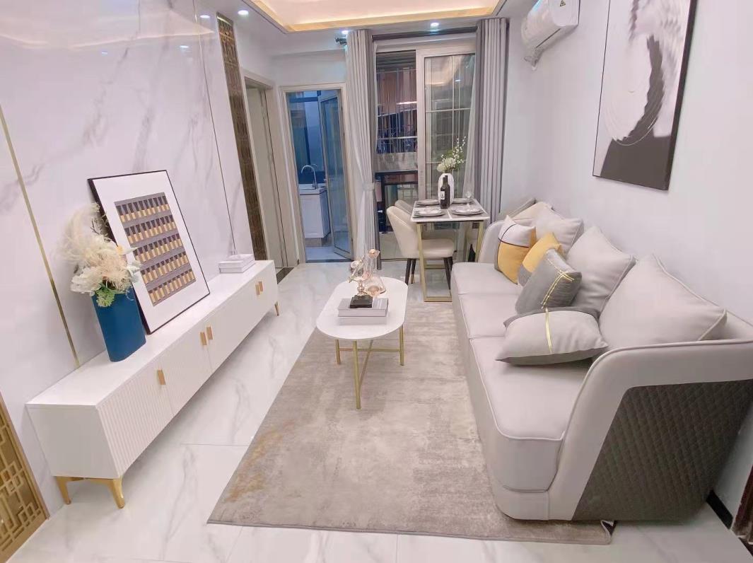 民治地铁站沙元埔小产权房《民治金典》全景落地窗 大阳台通燃气 可以落户