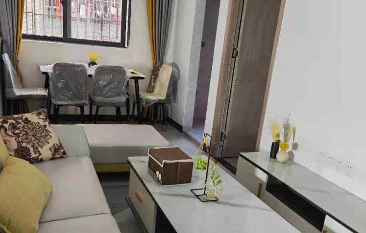 龙华观澜小产权房《华澜新城》华为基地旁新楼盘，通燃气 有大型停车场