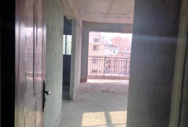 2022东莞厚街陈屋小产权房出售《南城都汇》首付15万买三房，停车方便 正规报建