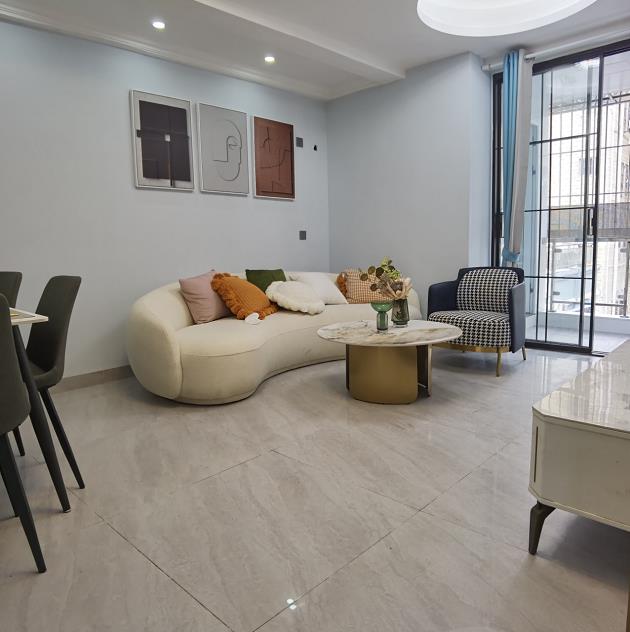 大浪羊台山东地铁口《和平御园》精装修小产权房，原始户型 三房129万起