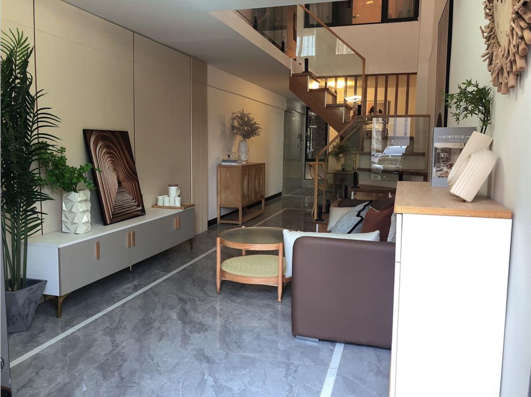 龙华两栋花园房小产权《壹方城》旁边就是壹方天地，复试两房和三房 带停车场