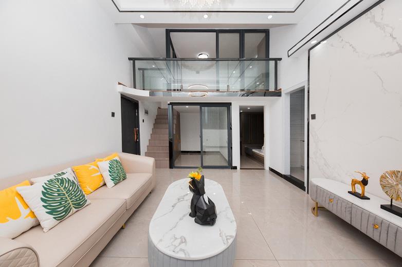 福永机场东地铁口小产权房，下十围（御航公馆）精装修电梯房 送家私家电！