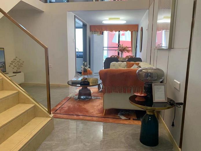 东莞沙田西太隆独立红本公寓（远洋天地）复试精装户型，通燃气带阳台，均价14000元