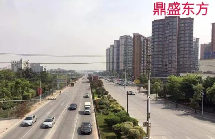 大岭山大沙3栋小产权房（鼎盛东方）R1号线地铁口500米，旁边就是大岭山体育公园