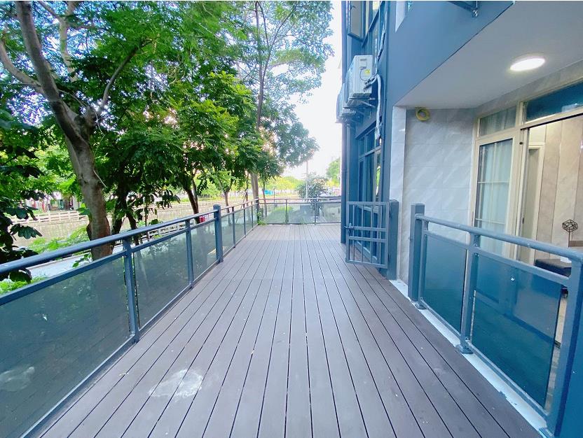 布吉《京宝综合楼》部分带院子，布吉东站，草埔站双地铁口​，单间29.8万起，一房49.8万起，两房63.8起