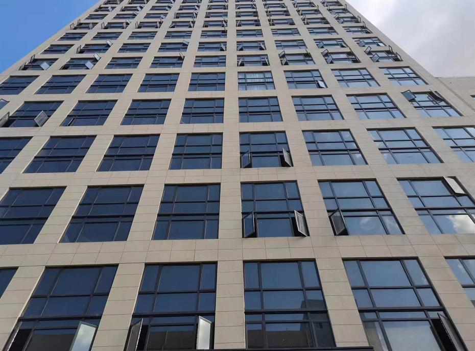 深圳东站布吉地铁口《C立方》2栋花园社区 带停车场 拎包入住