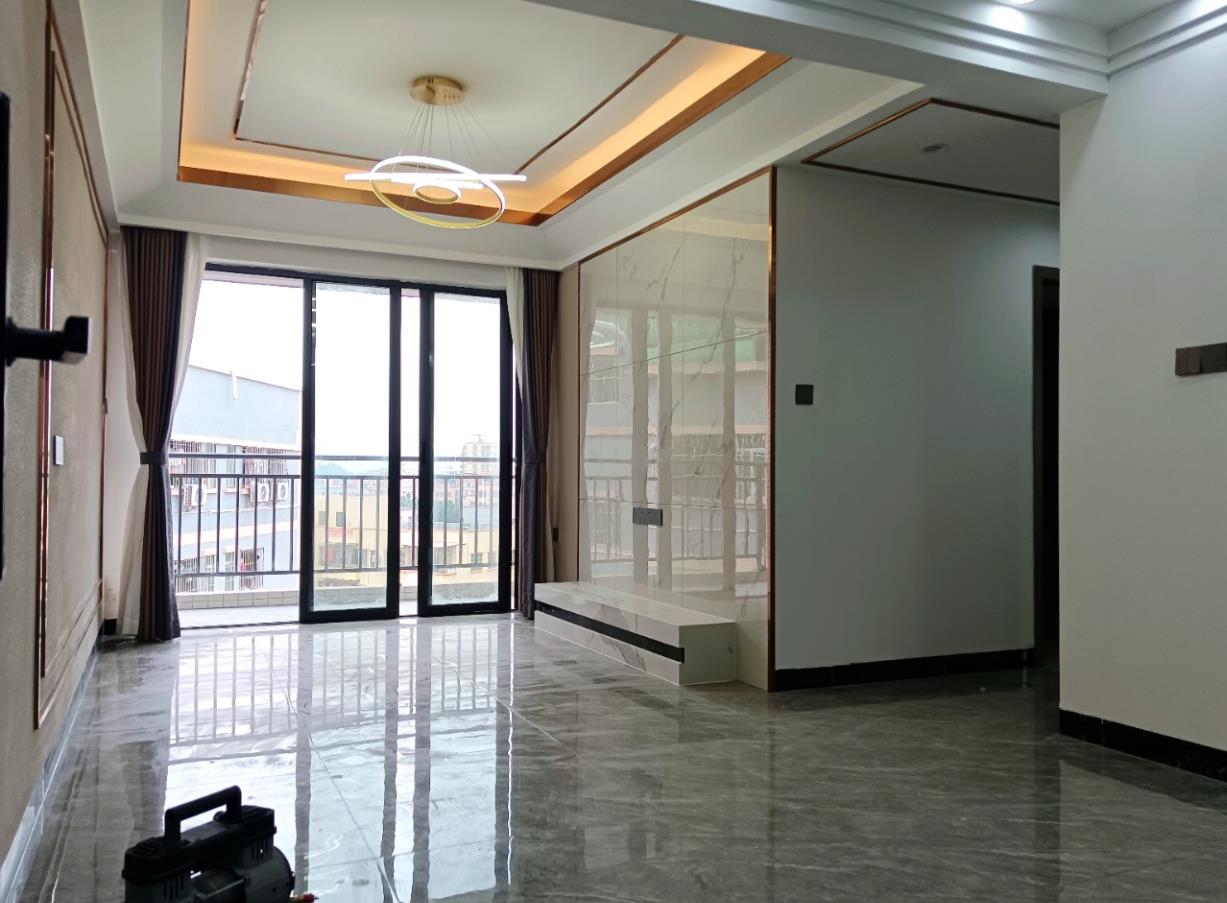 塘厦凤凰岗最好的楼盘《凤鸣雅居》三房总价只要36w