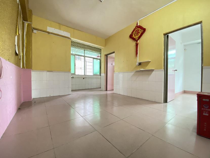 《龙岭壹号》布吉长龙地铁口拆迁房，开发商直接登记确权，总价65.8万