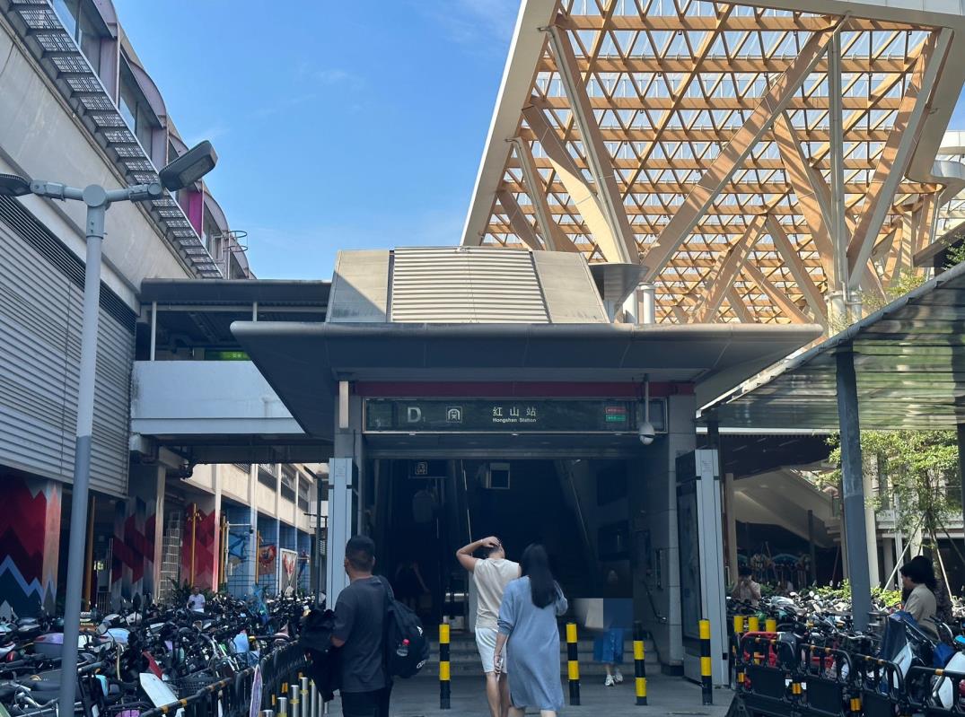 《北站上城》民治深圳北站地铁口旁，可以落户读书的房子，总价45.8万起