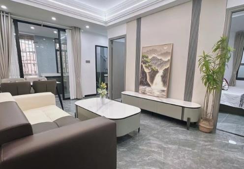 《杨美壹号》坂田地铁站c出口，精装原始户型，总价41.8万起