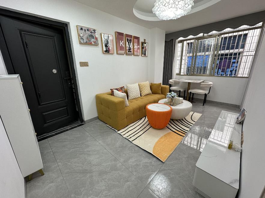 《梅林雅苑》福田梅景地铁站新盘，民水民电 通燃气，总价69.8万起