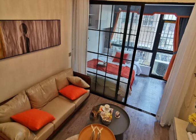 龙湖清湖地铁口《御龙名邸》280套精装小产权房物业，有阳台无暗房，首付18.8万起