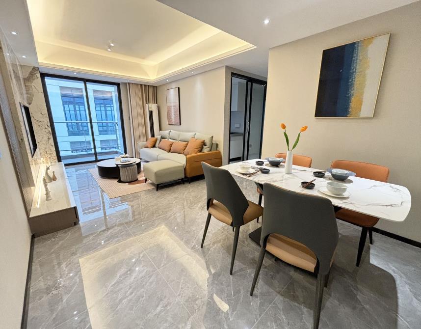 《城南繁华里》东莞万江三栋花园洋房，通燃气 带地下停车场