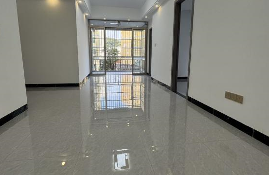 《吉华尚城二期》龙岗布吉文博宫旁边，新开盘楼盘，总价29.8万起，永久产权