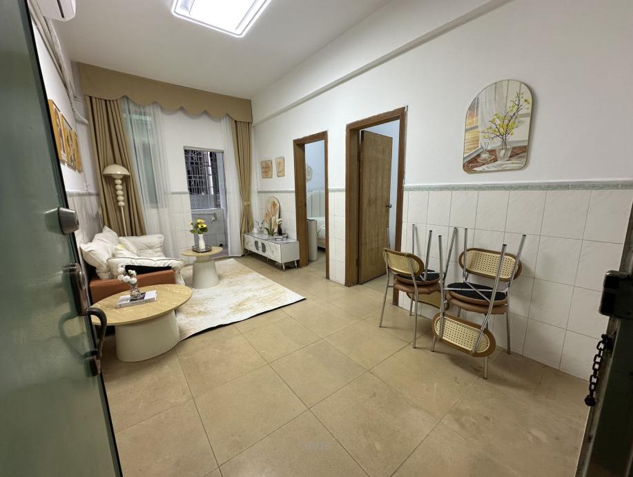 《南岭幸福城》布吉樟树布非常便宜的楼盘，两房49.8万，商铺55.8万