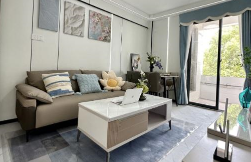 《龙华华府》东环天虹水斗盘龙新村，便宜的两房 总价40多万